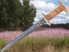 Cosmos country | Knifemaker in Belfast Mpumalanga